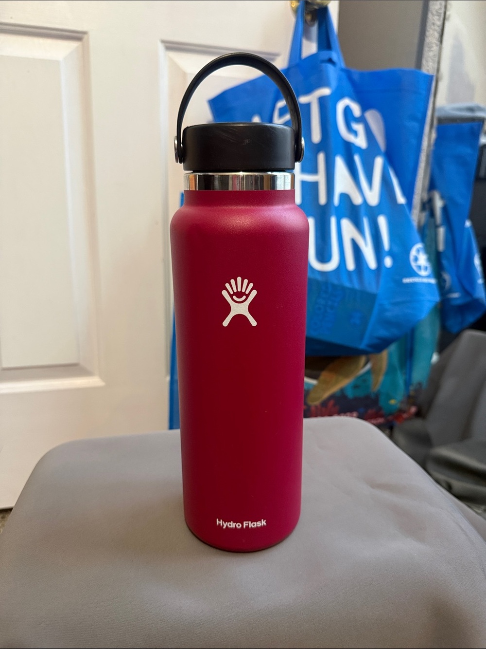 Hydro Flask insulated bottle - Raspberry